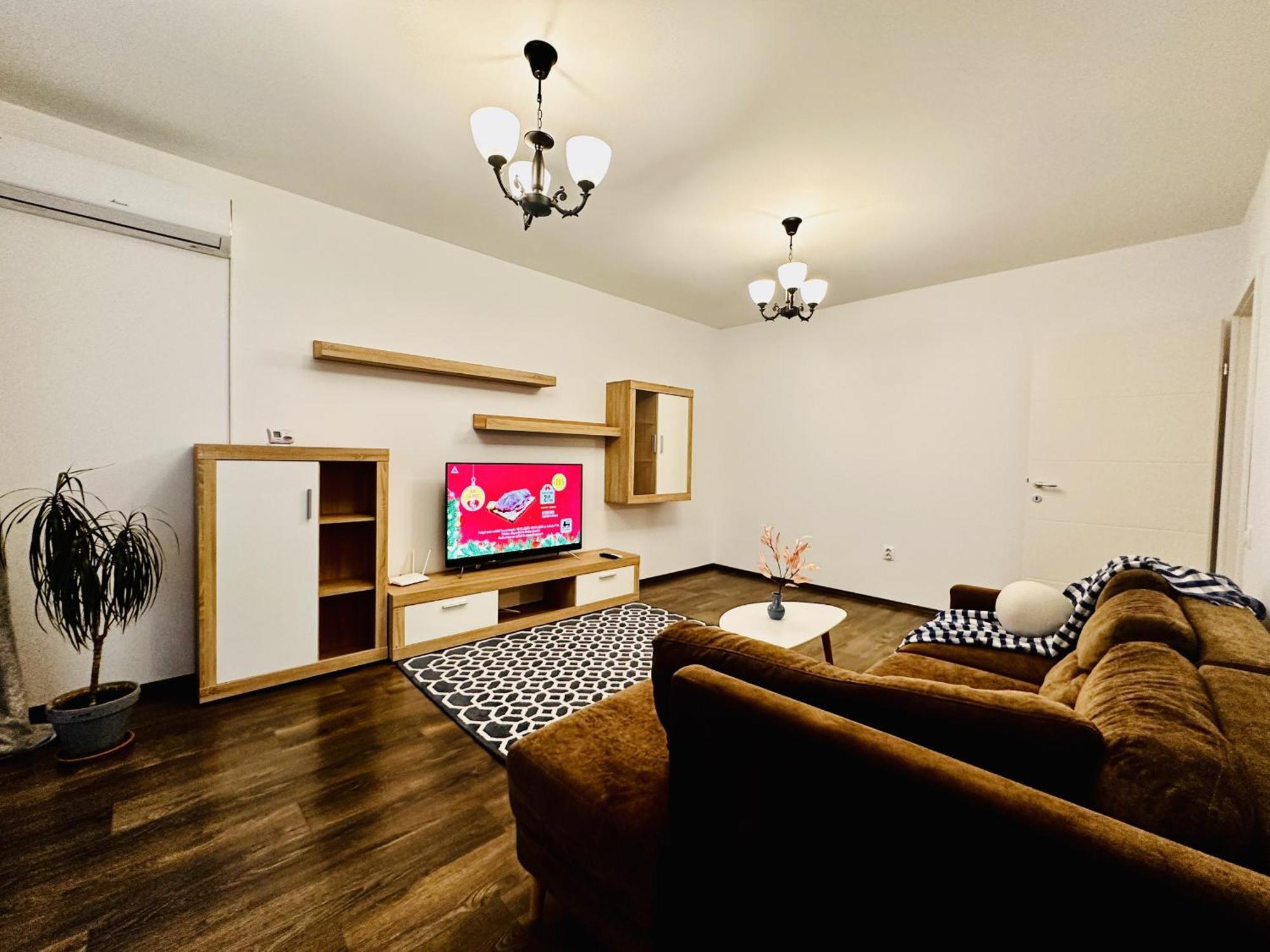 Rbc Augustin Presecan With Parking Cluj-Napoca