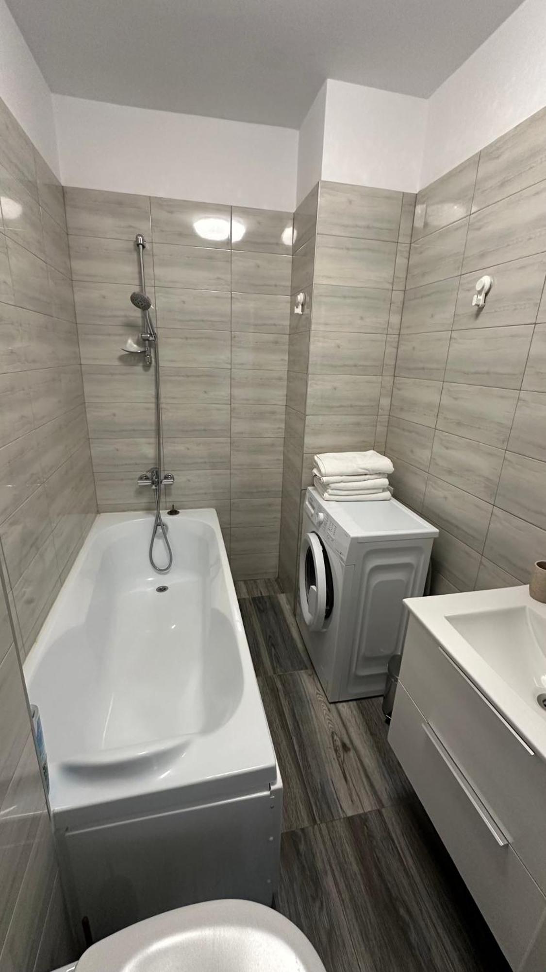 Apartament Rbc Augustin Presecan With Parking